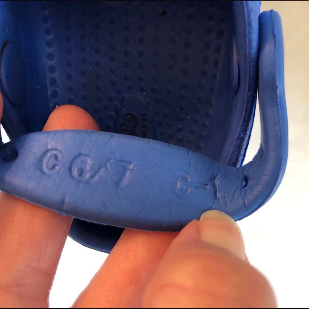 Crocs Boys Blue shoes, sandals size 6/7 - Picture 6 of 6